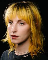 Hayley Williams with yellow hair